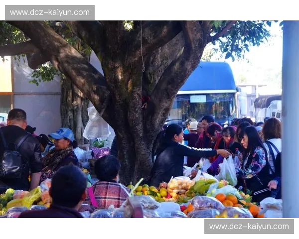 北纬39度的肃穆与北回归线的市井：北京与广州，谁才是你灵魂的终点？